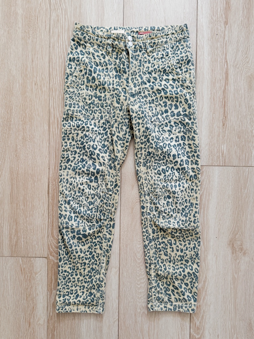 PILCRO Anthropologie leopard printed ‘the Wanderer’ jeans, sz 27